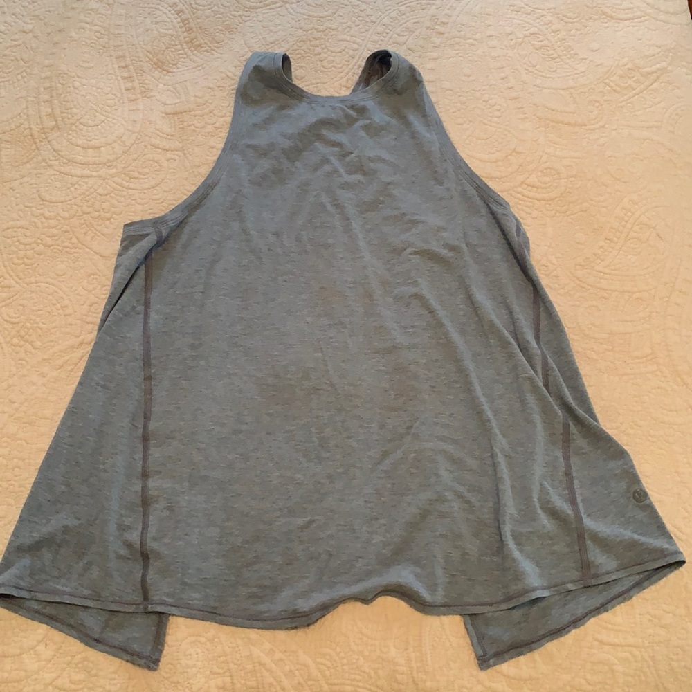 Lululemon tie back tank